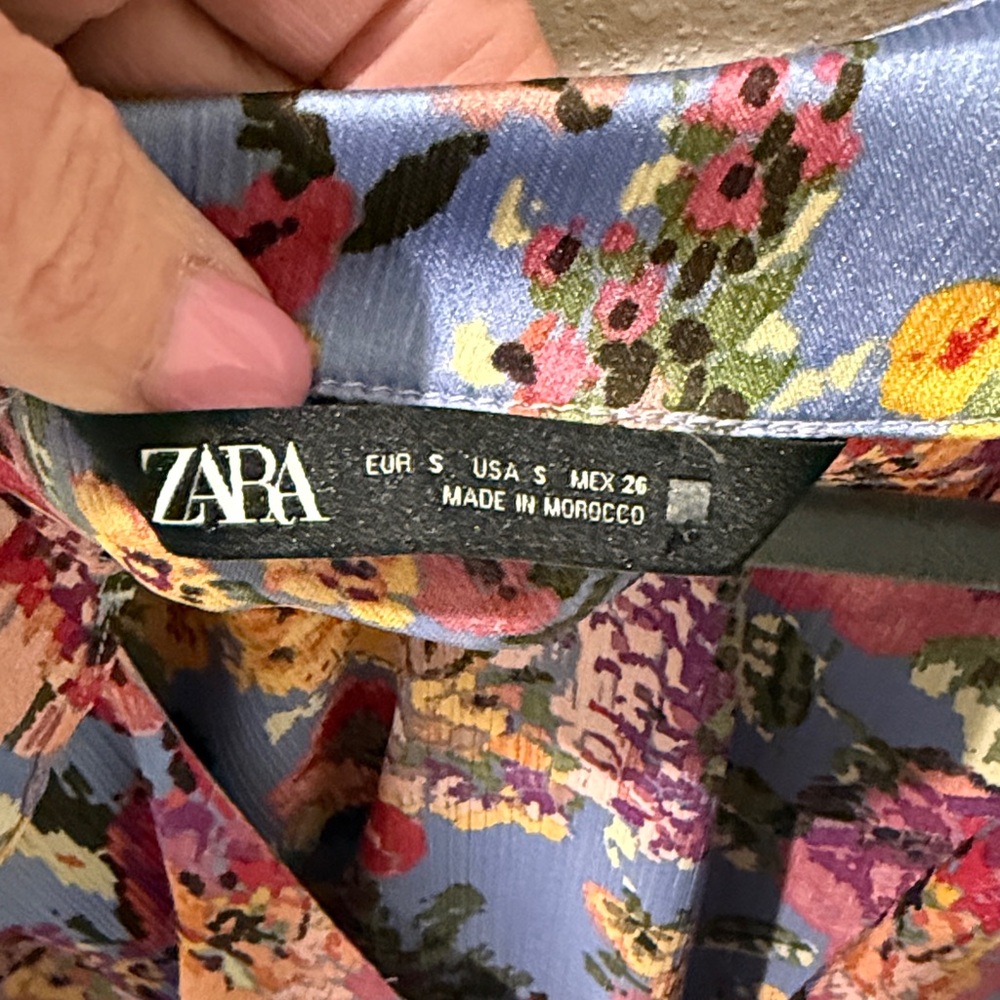 Zara Multicolor Floral Ruffle Blouse - Picture 3 of 5